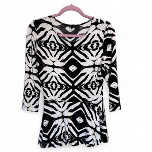 Dunia Black White Ikat Tie Dye Peplum Blouse Womens M Lagenlook Casual Shirt Top